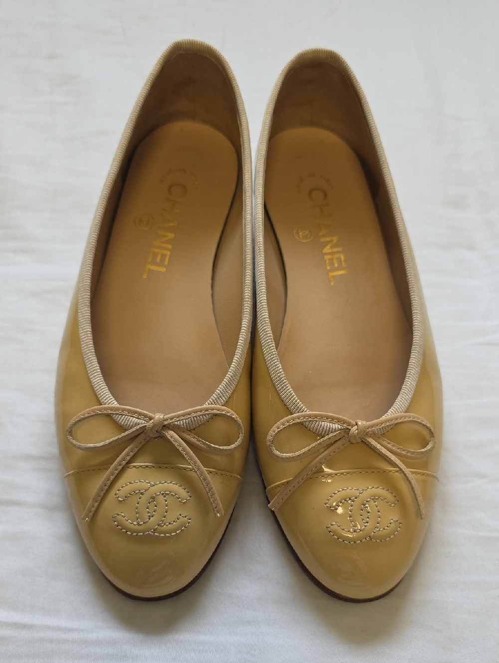 Authentic Chanel Ballet Flats - Nude Patent - 36